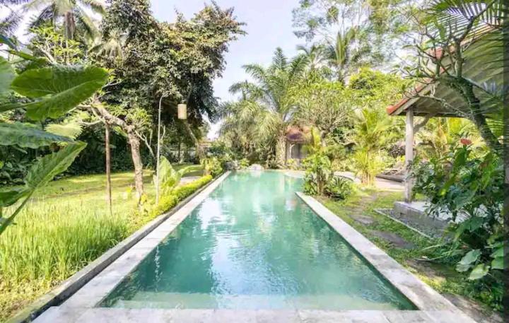 Govinda Villas Penginyahan Exteriör bild